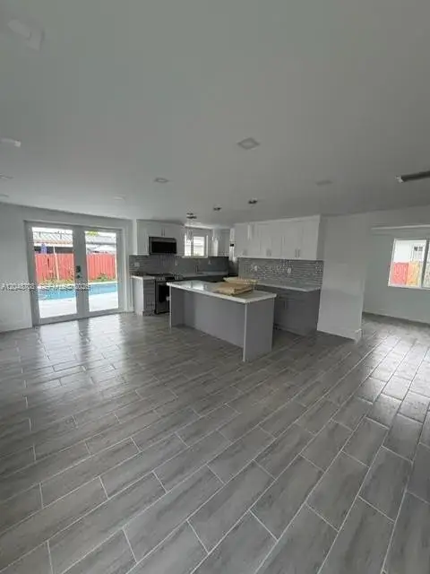 Residential Income for sale at 3515-3517 SW 91st Ave, Miami FL 33165