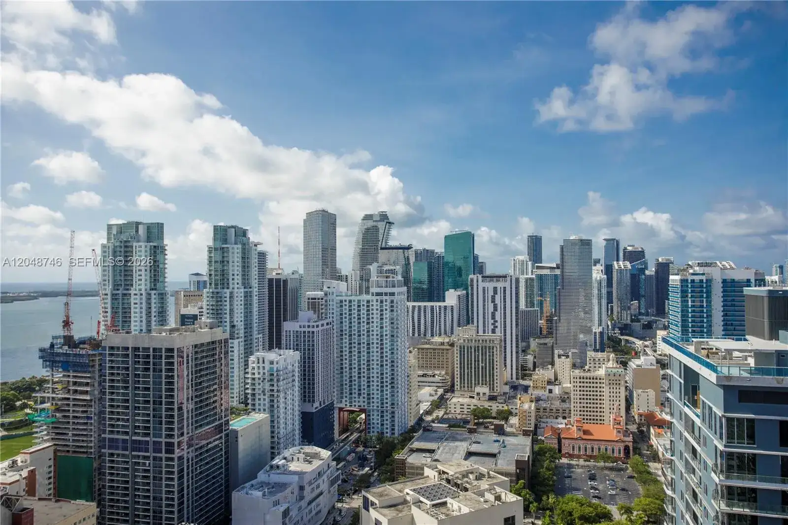 1 bedroom 1 bath Residential Lease for rent at 601 NE 1st St # 3907, Miami FL 33132