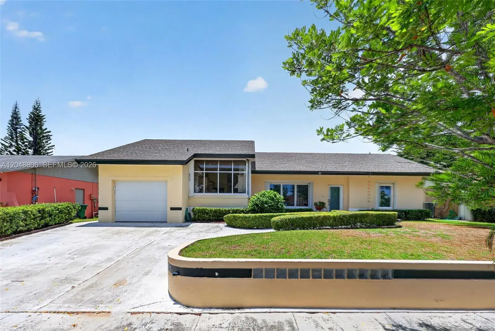 3 bedroom 3 bath Residential for sale at 16430 SW 107th Ct, Miami FL 33157