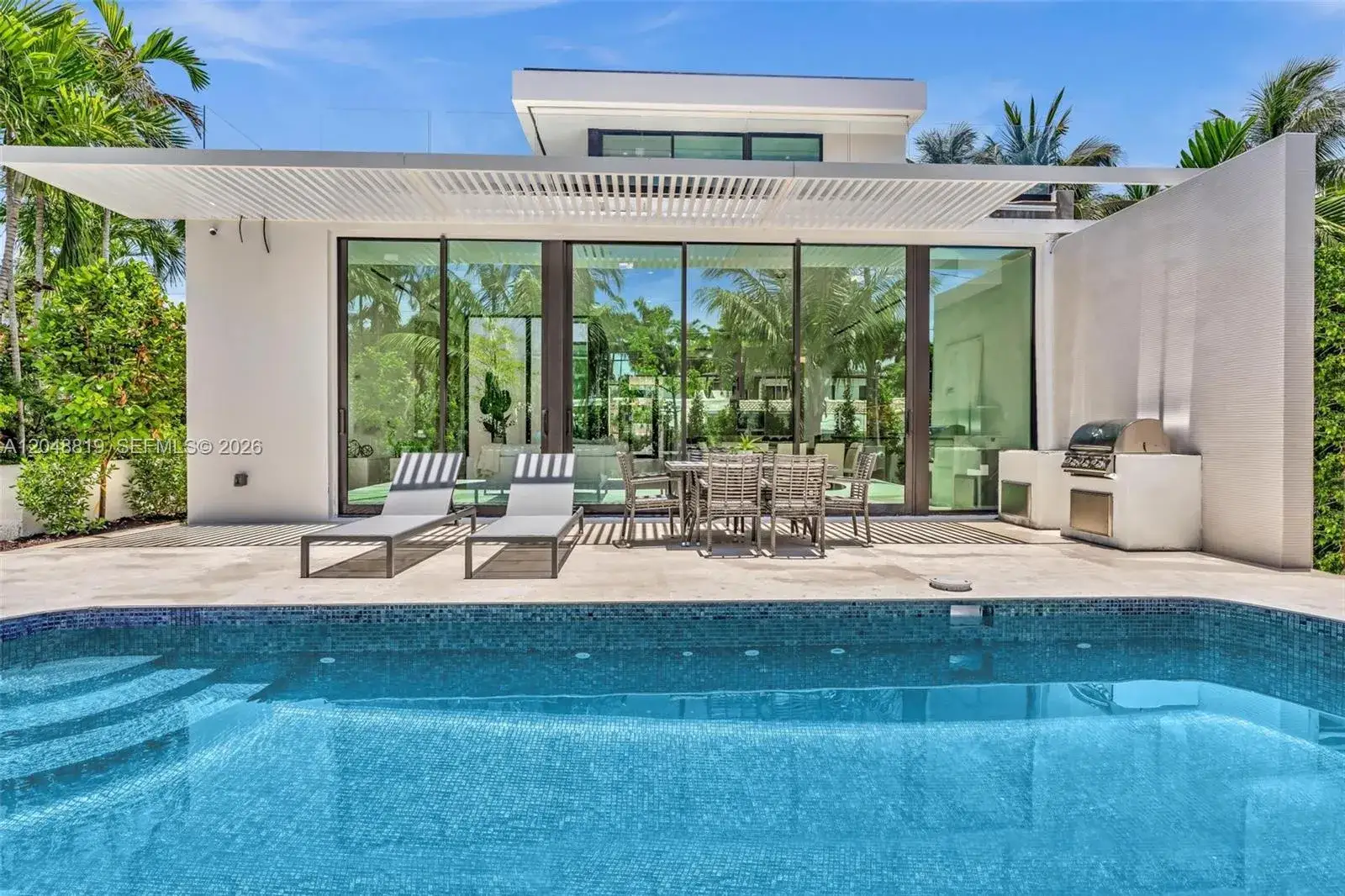 5 bedroom 4 bath Residential Lease for rent at 4504 Sheridan Ave, Miami Beach FL 33140