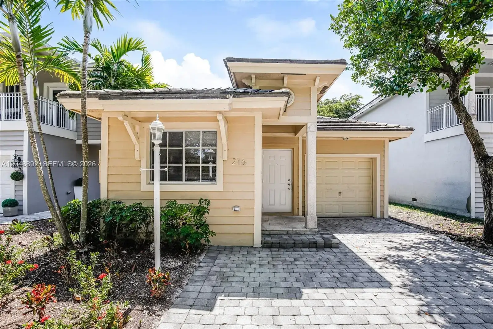 216 SE 32nd Ter, Homestead FL 33033