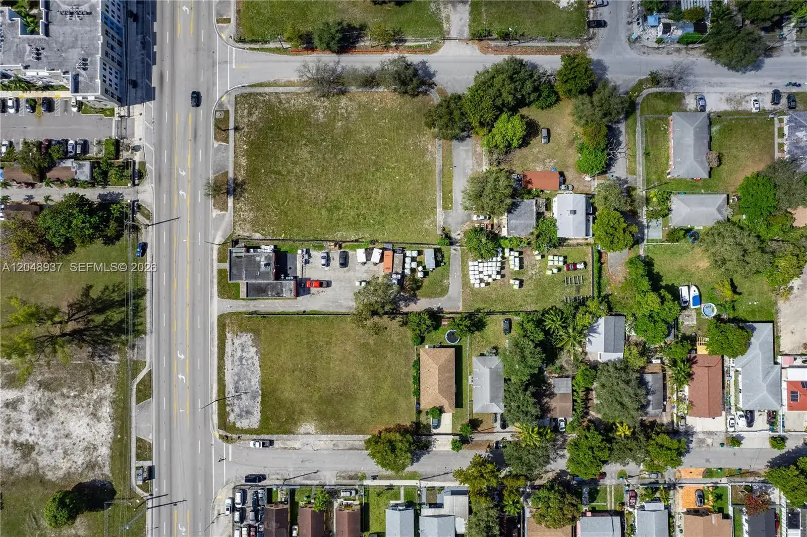 Commercial Sale for sale at 1113 NW 79th St, Miami FL 33150