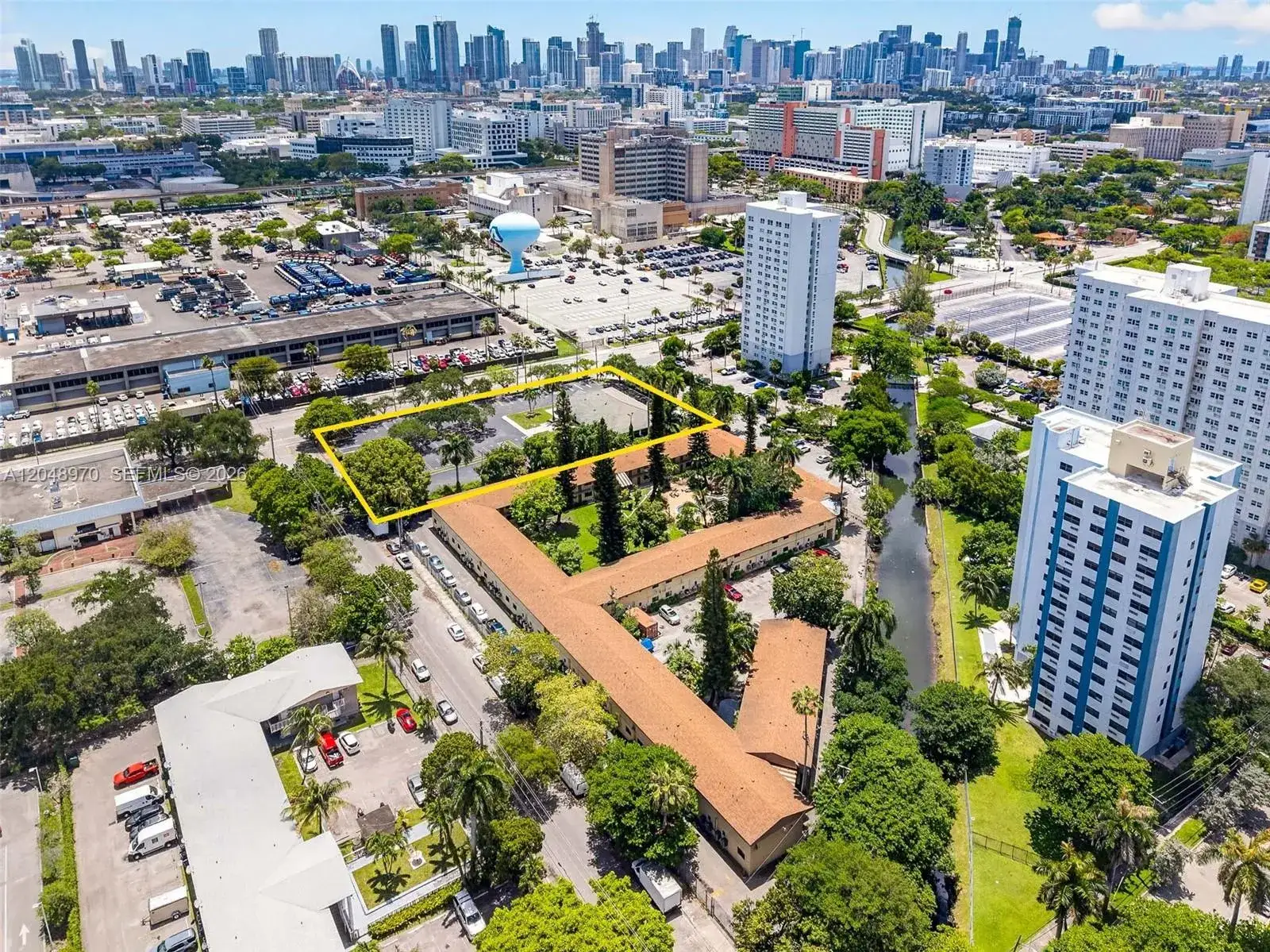 Commercial Land for sale at 1902 NW 14th Ave, Miami FL 33125
