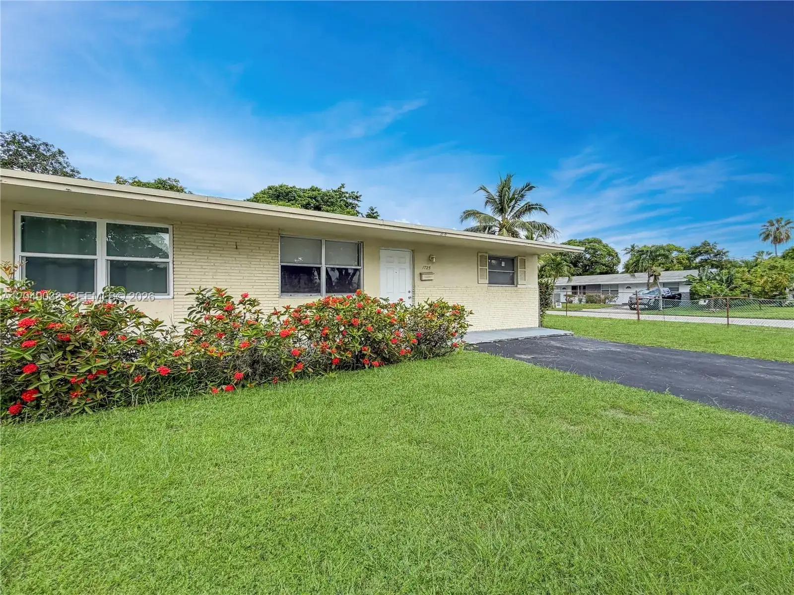 2 bedroom 1 bath Residential Lease for rent at 1725 NW 54th Ter # 1725, Lauderhill FL 33313