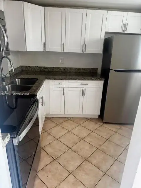 2 bedroom 1 bath Residential Lease for rent at 2800 NW 56th Ave # G203, Lauderhill FL 33313