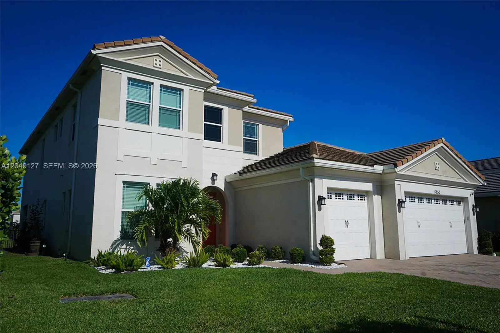 5850 Whippoorwill Cir, Westlake FL 33470