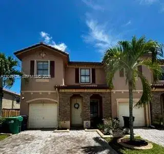 3 bedroom 2 bath Residential Lease for rent at 16320 SW 71st Ter, Miami FL 33193