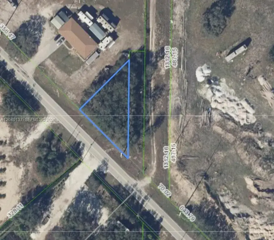 Commercial Land for sale at 4732 Kenilworth Blvd, Sebring FL 33872