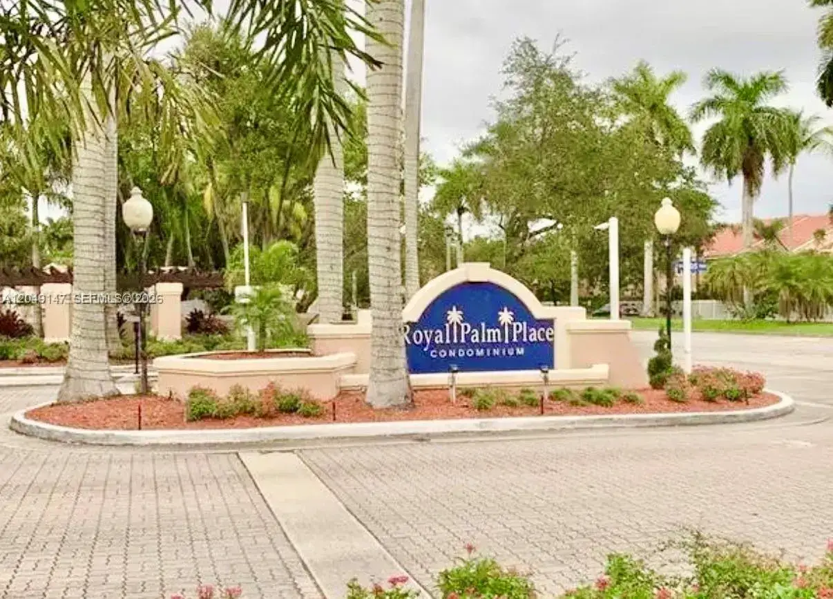 2 bedroom 2 bath Residential Lease for rent at 10521 SW 158th Ct # 203, Miami FL 33196