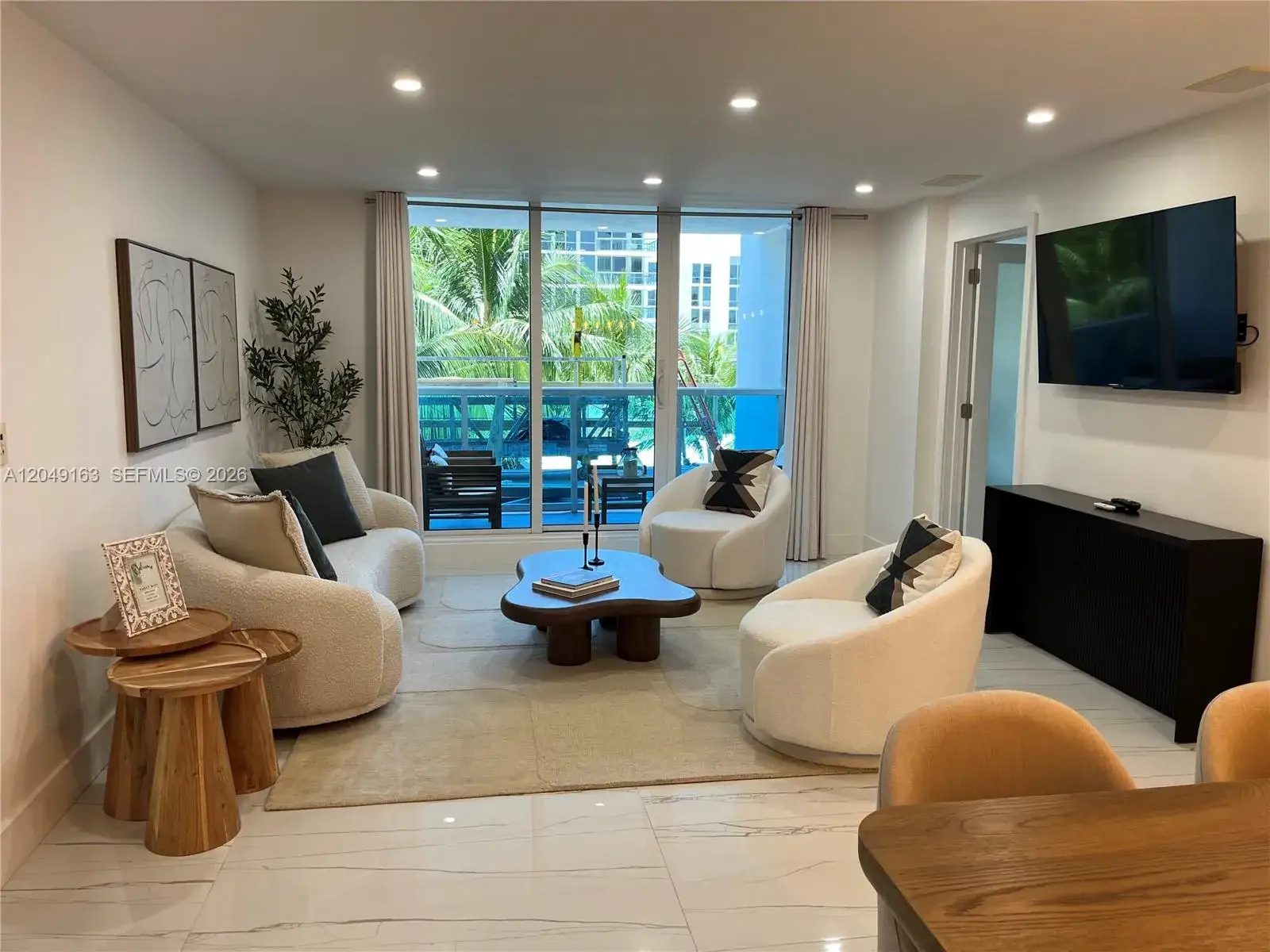2 bedroom 2 bath Residential for sale at 2301 Collins Ave # 326, Miami Beach FL 33139