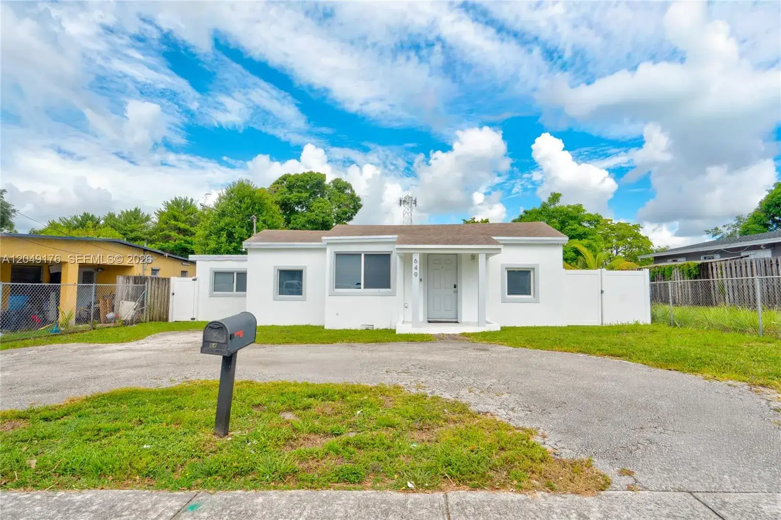 3 bedroom 1 bath Residential for sale at 649 NW 24th Ave, Fort Lauderdale FL 33311