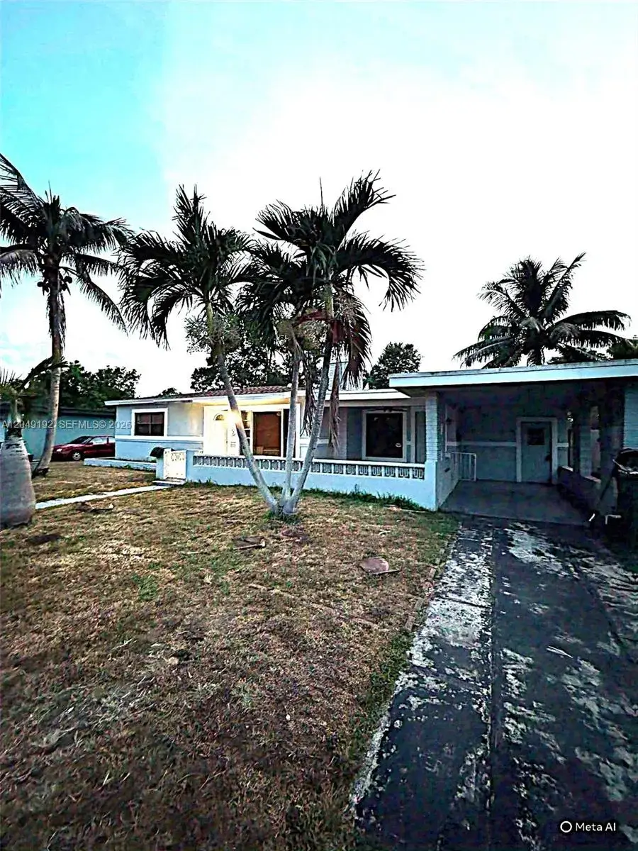 3 bedroom 2 bath Residential Lease for rent at 649 W Evanston Cir, Fort Lauderdale FL 33312