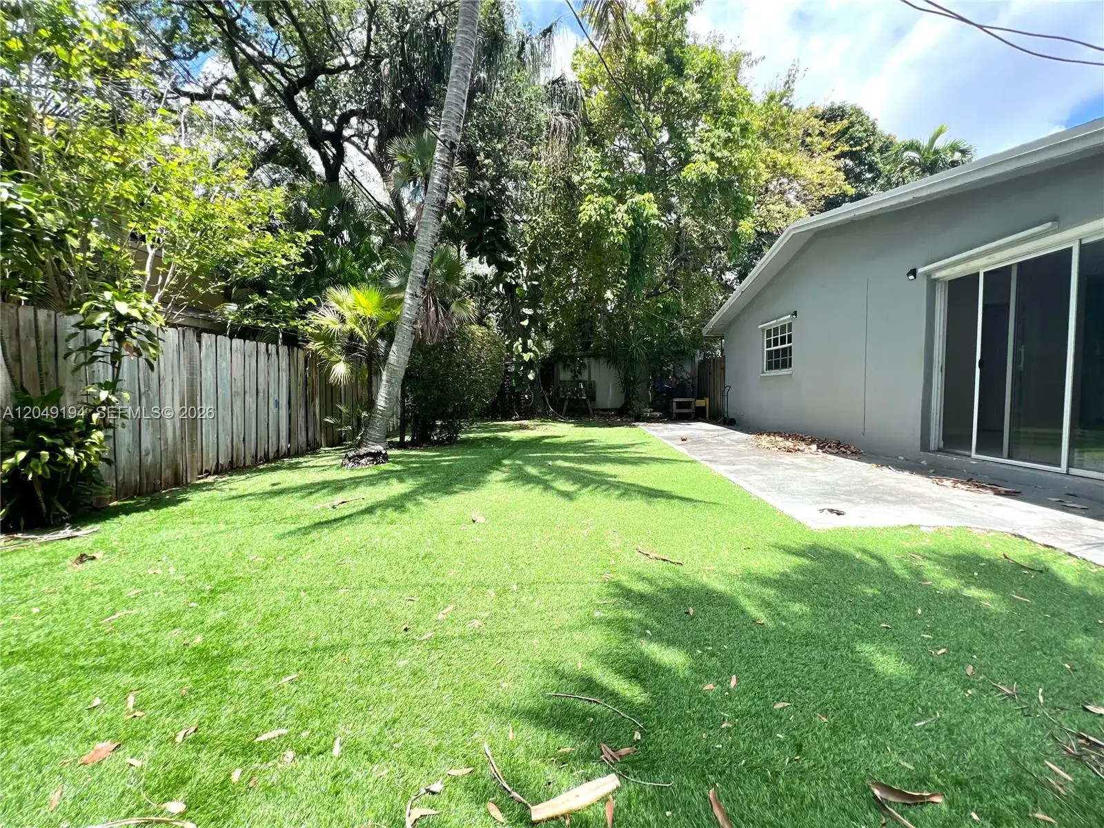 2 bedroom 1 bath Residential Lease for rent at 731 SW 14th Ave # 4, Fort Lauderdale FL 33312