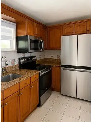 2 bedroom 2 bath Residential for sale at 10300 Coral Way # C25, Miami FL 33165