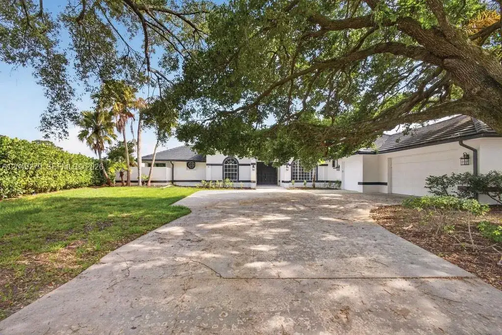 4 bedroom 3 bath Residential Lease for rent at 19558 Red Gum Trl, Jupiter FL 33458