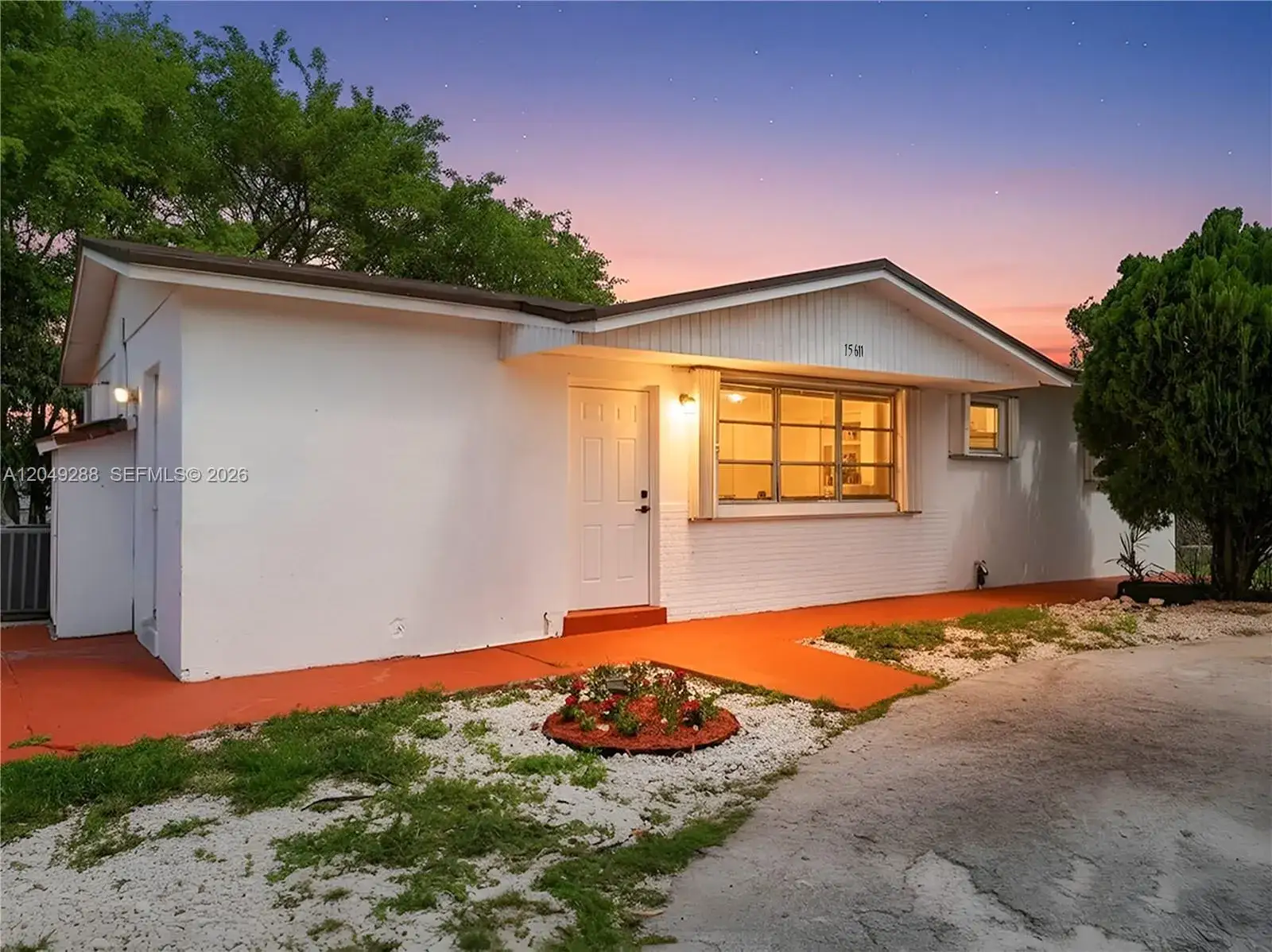 3 bedroom 1 bath Residential for sale at 15611 SW 296th St, Homestead FL 33033