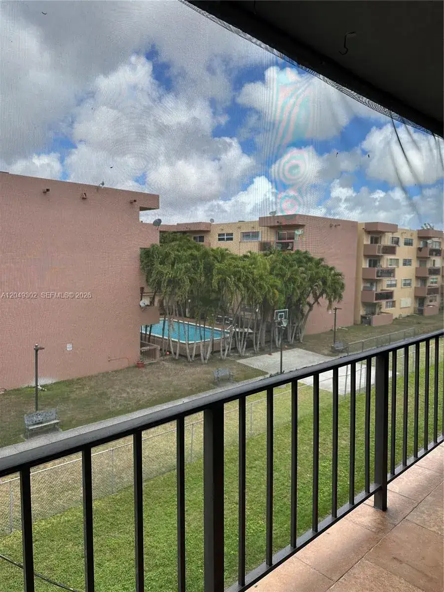 2 bedroom 1 bath Residential Lease for rent at 399 NW 72nd Ave # 310, Miami FL 33126