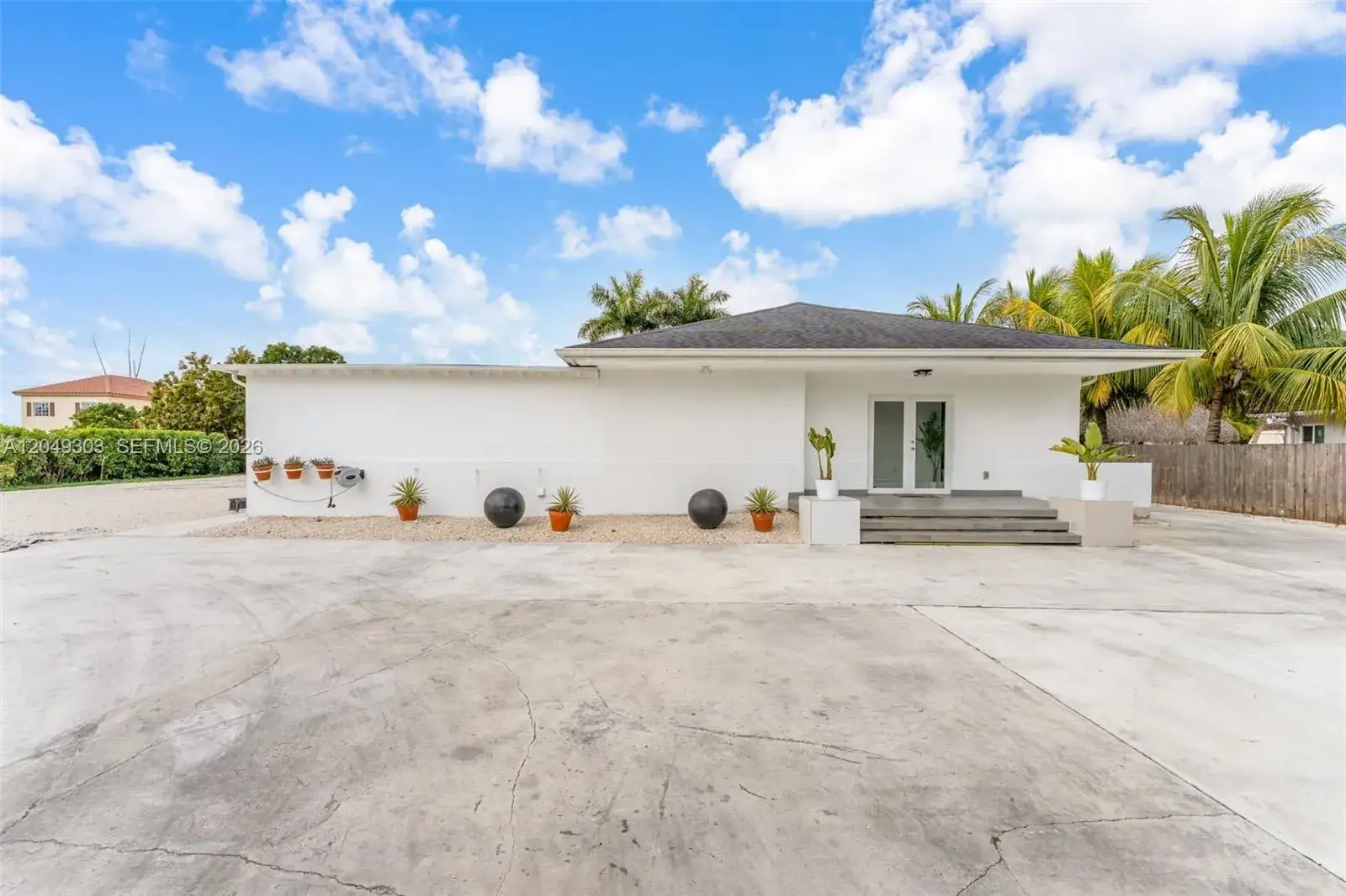 3 bedroom 3 bath Residential for sale at 32106 SW 206th Ave, Homestead FL 33030