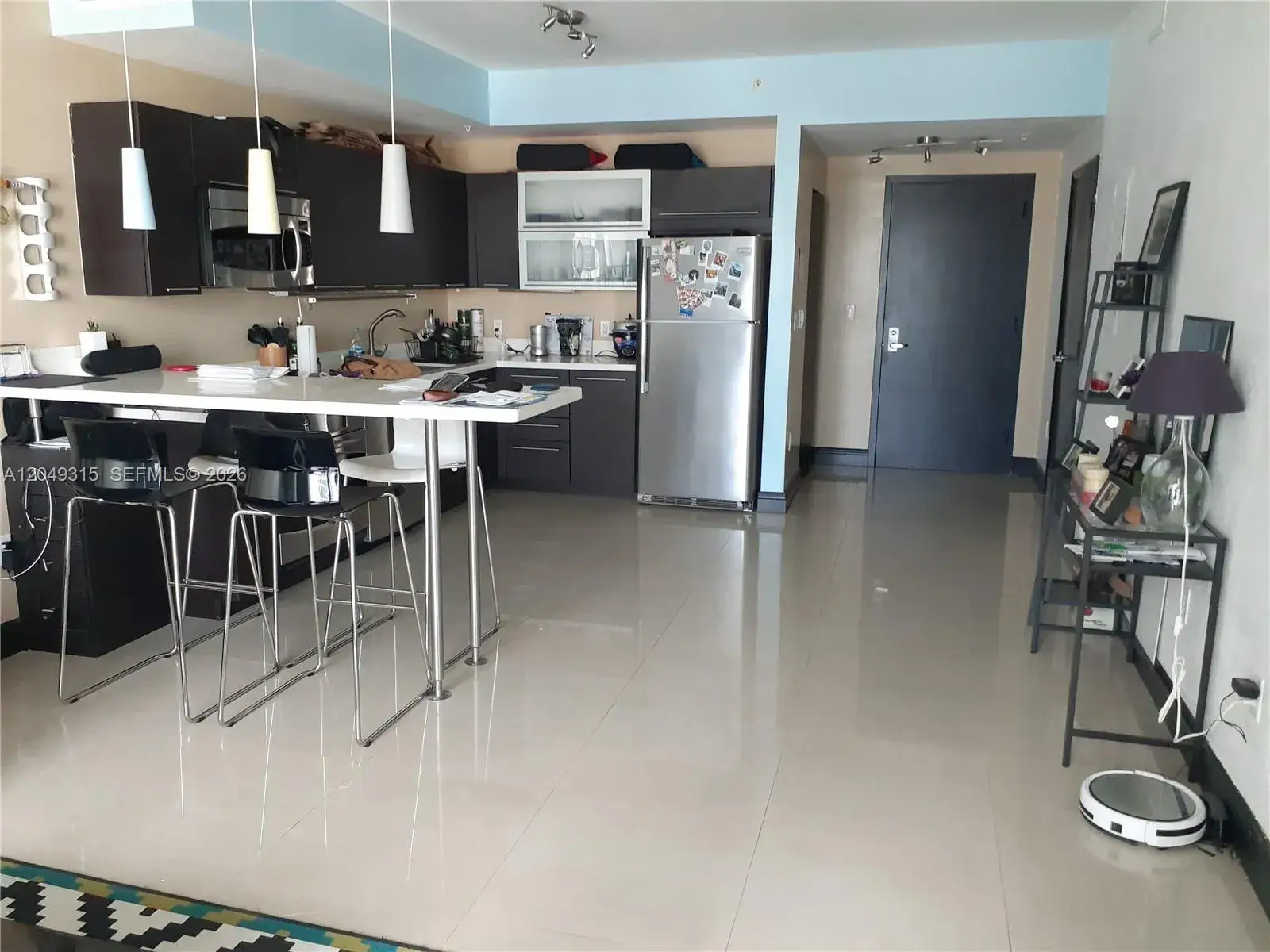 1 bedroom 1 bath Residential Lease for rent at 90 SW 3rd St # 1914, Miami FL 33130