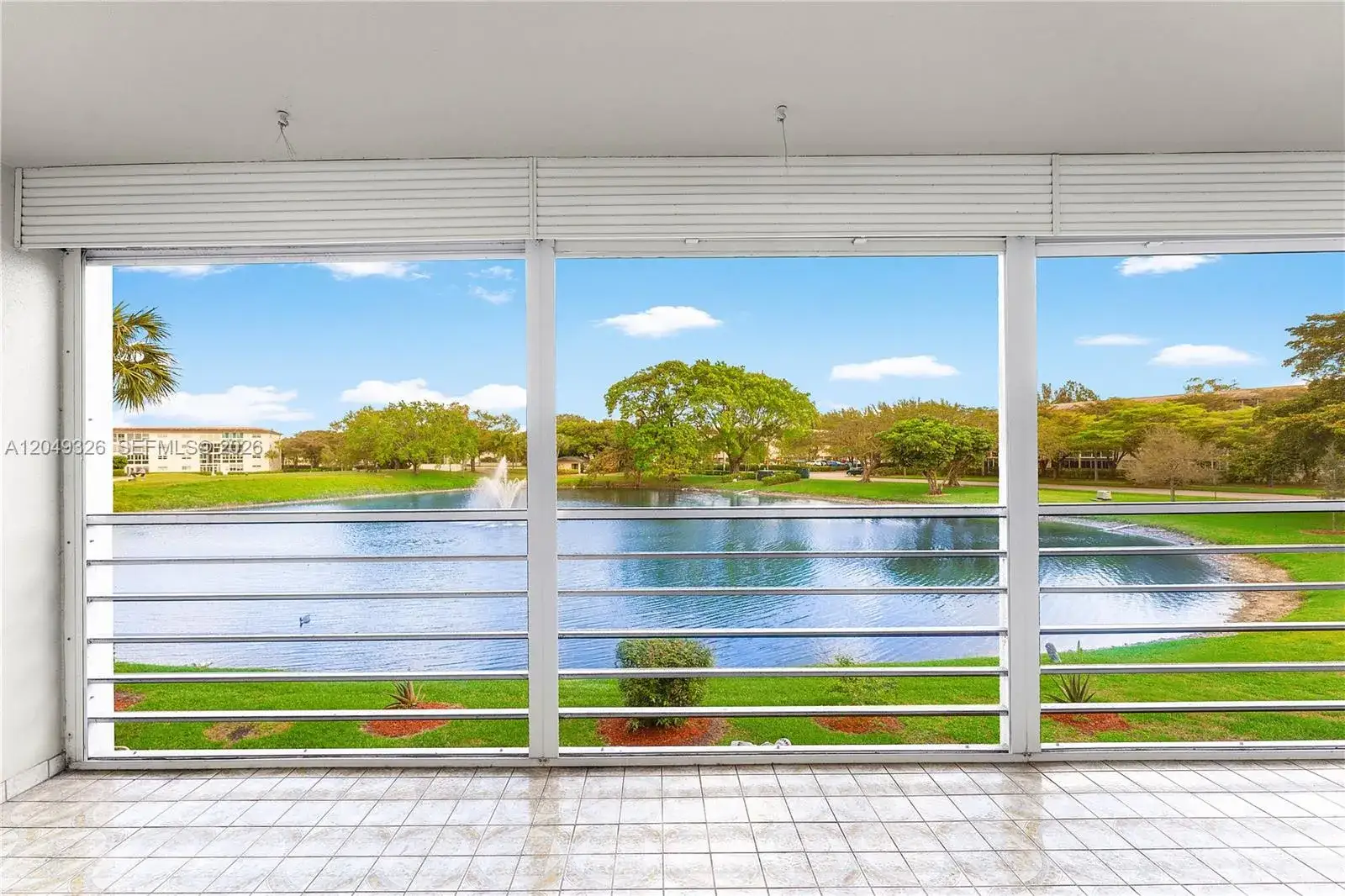 2 bedroom 2 bath Residential for sale at 4301 Martinique Cir # H2, Coconut Creek FL 33066