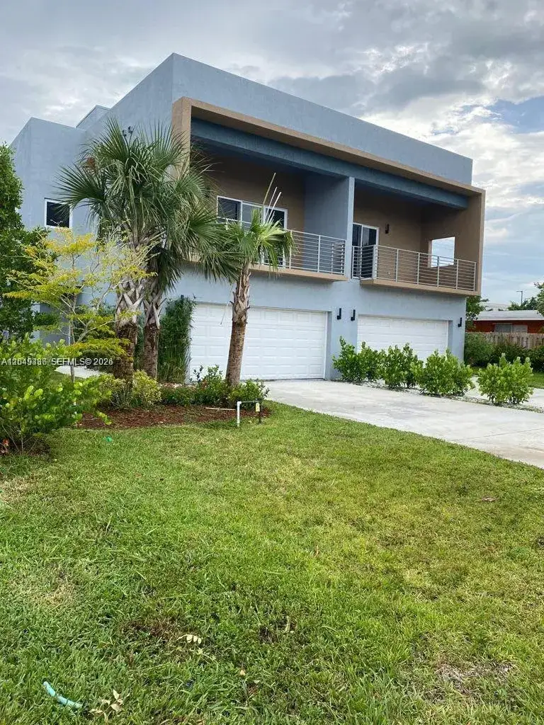3 bedroom 3 bath Residential Lease for rent at 1121 NE 23rd Ter # 1121, Pompano Beach FL 33062