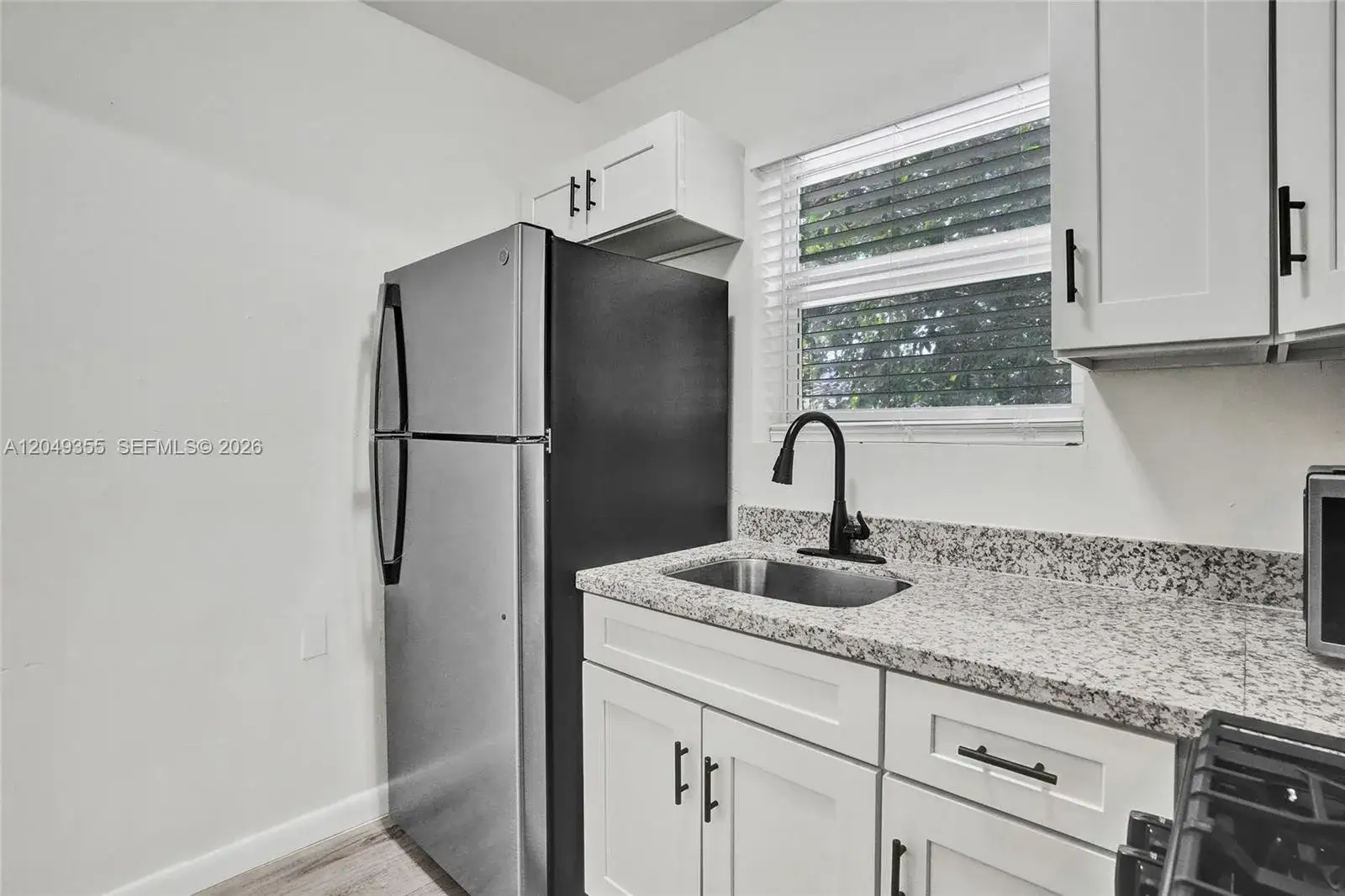 1 bedroom 1 bath Residential Lease for rent at 200 NW 13th St # 5, Miami FL 33136