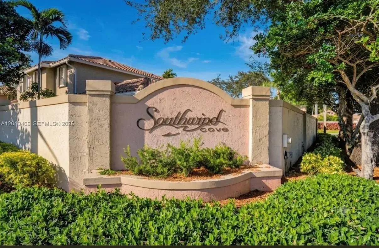 4 bedroom 2 bath Residential for sale at 4070 NW 92nd Ave, Sunrise FL 33351