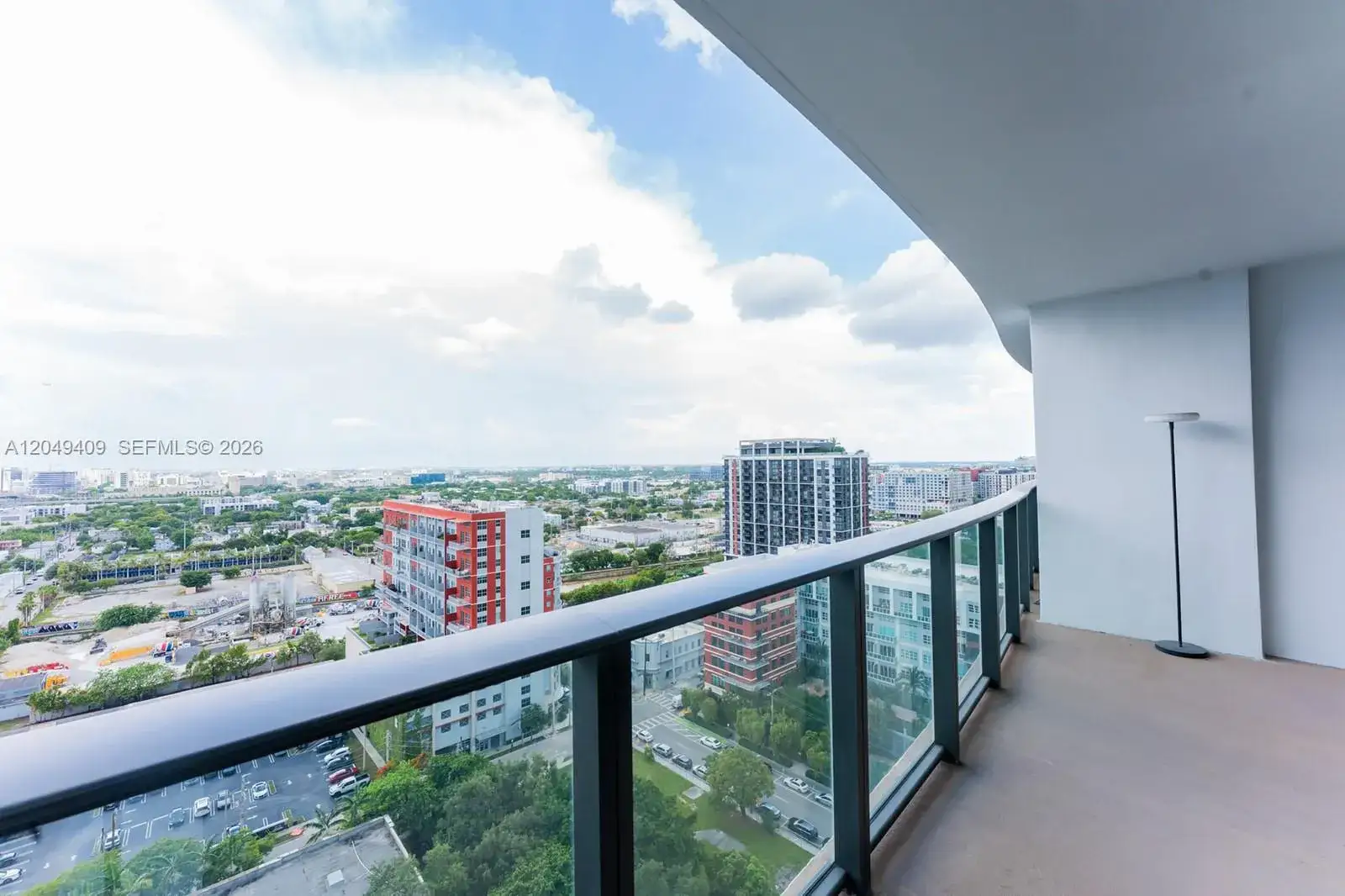 1 bedroom 1 bath Residential Lease for rent at 1600 NE 1st Ave # 1814, Miami FL 33132