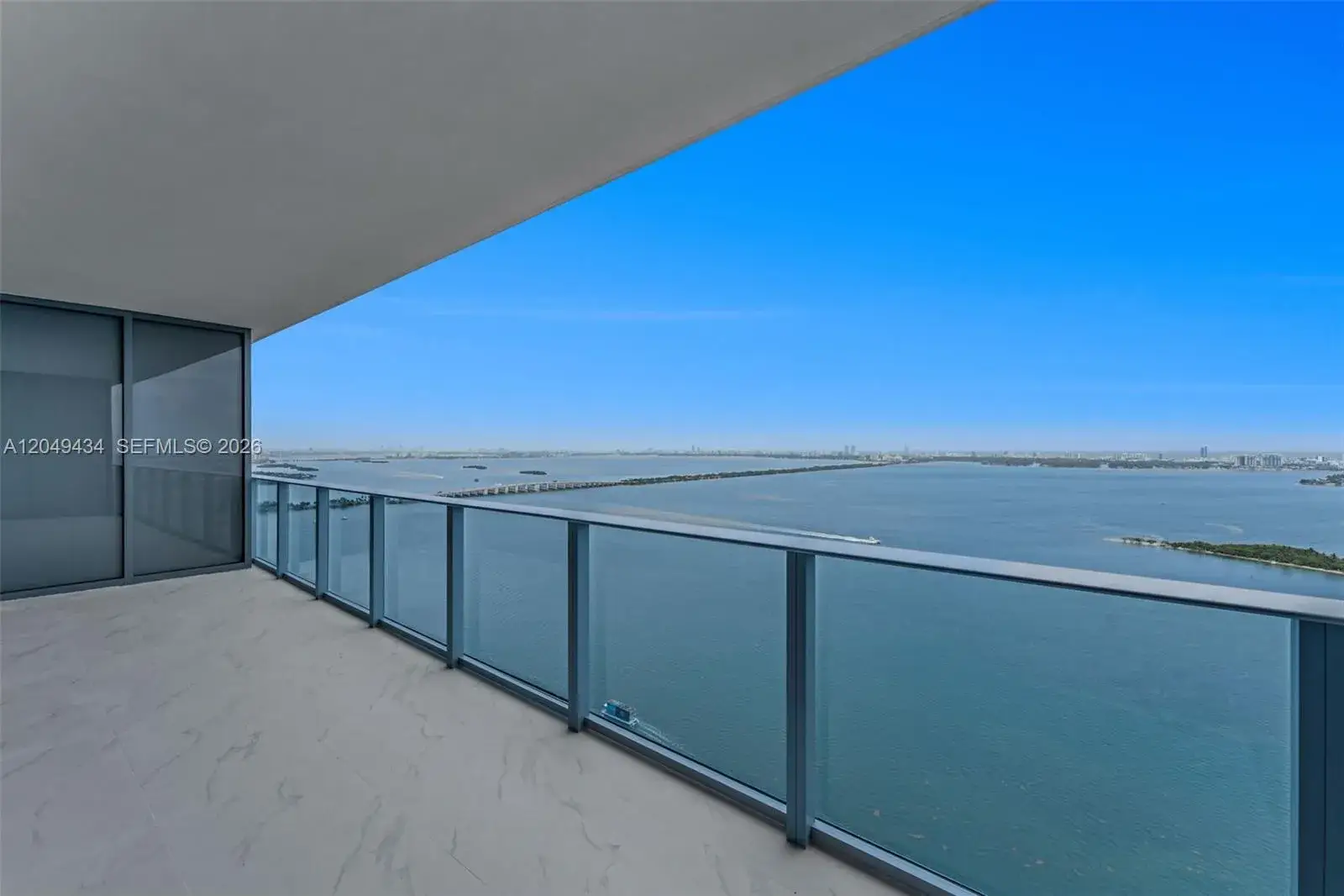 3 bedroom 3 bath Residential Lease for rent at 700 NE 24 Street # 3806, Miami FL 33137