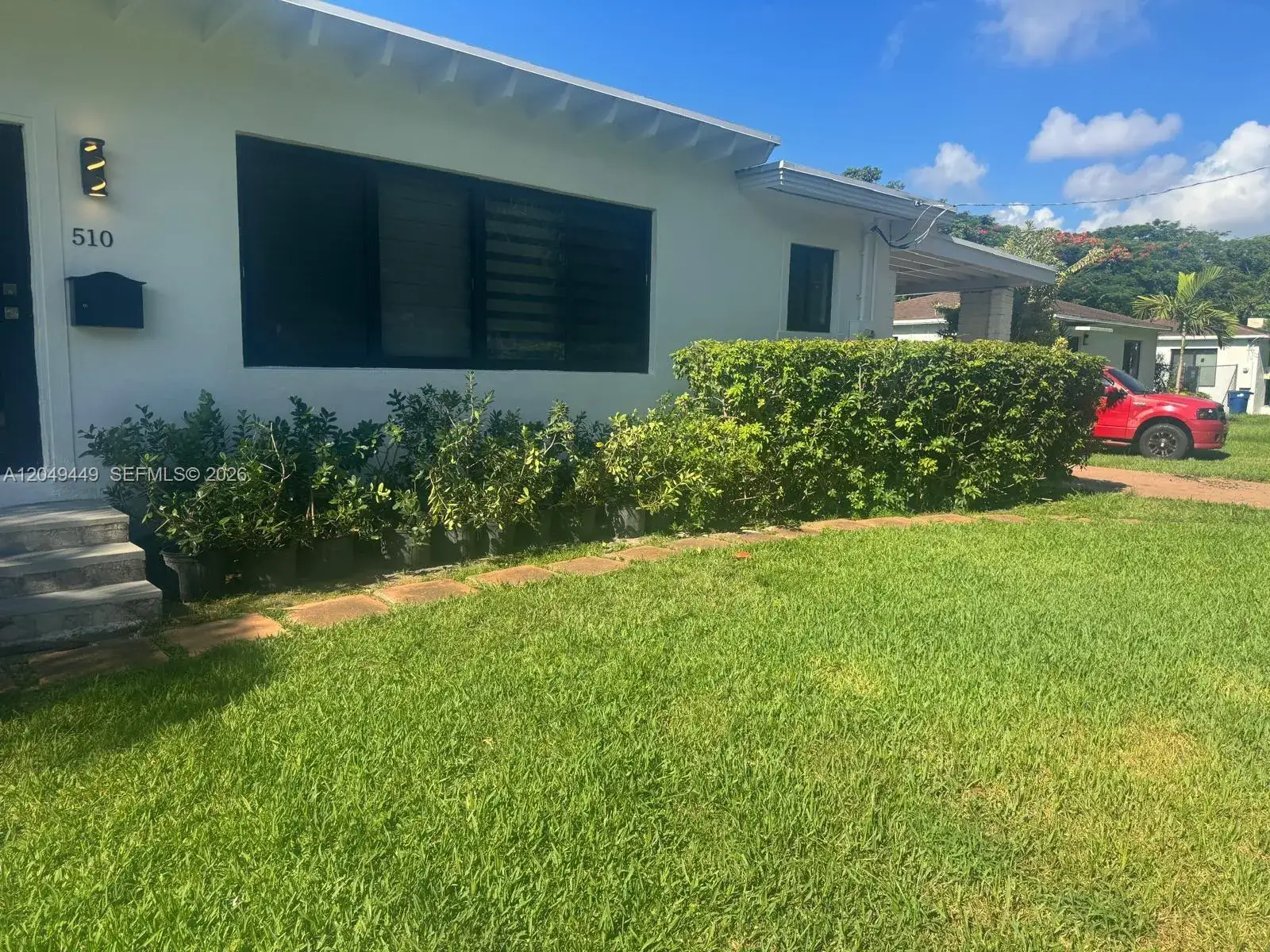1 bedroom 1 bath Residential Lease for rent at 8990 NW 5th AVE # 8990, El Portal FL 33150