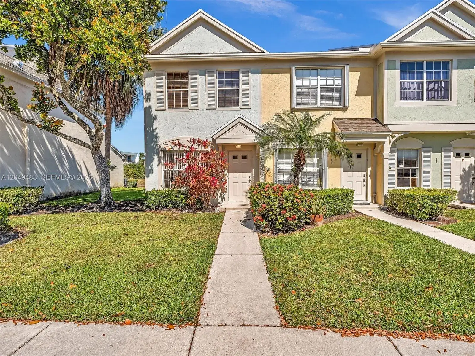 2 bedroom 1 bath Residential Lease for rent at 60 Key West Ct # 60, Weston FL 33326
