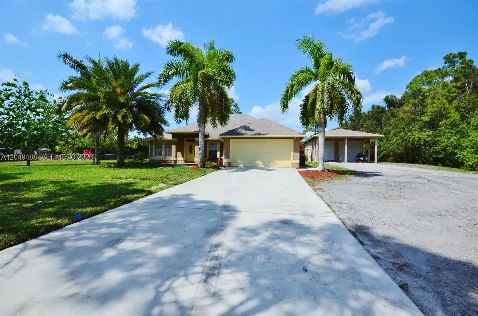 3 bedroom 2 bath Residential Lease for rent at 17569 N 89th Pl N, Loxahatchee FL 33470