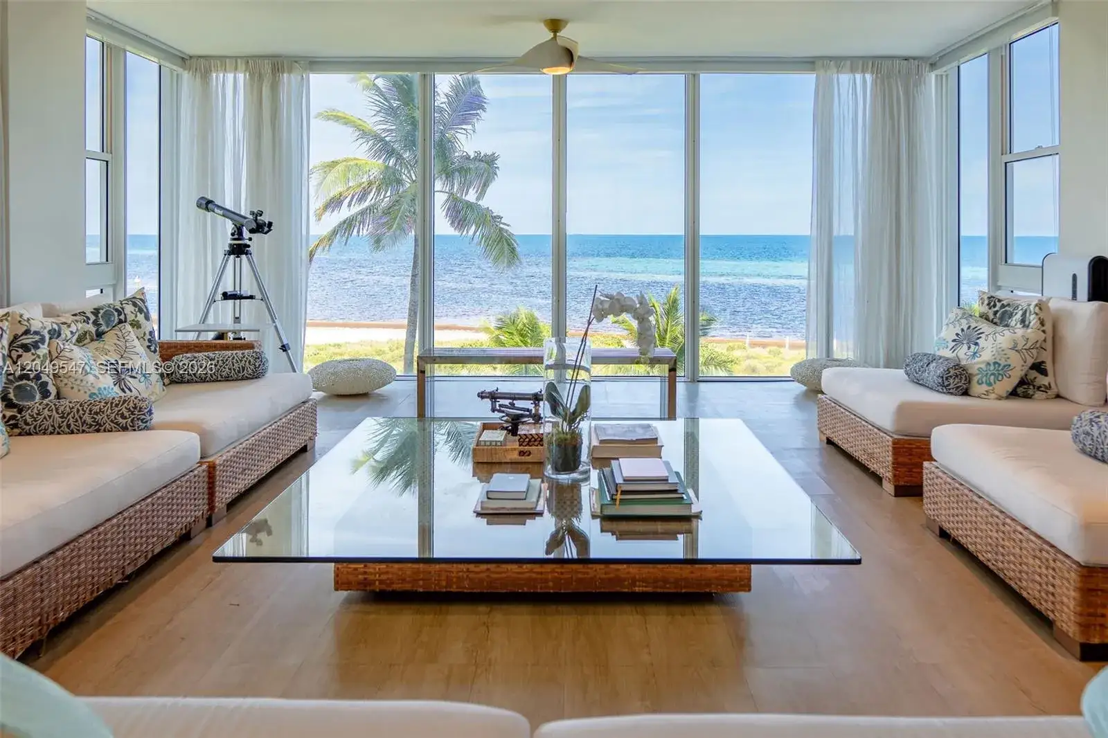 4 bedroom 4 bath Residential for sale at 200 Ocean Lane Dr # 501, Key Biscayne FL 33149
