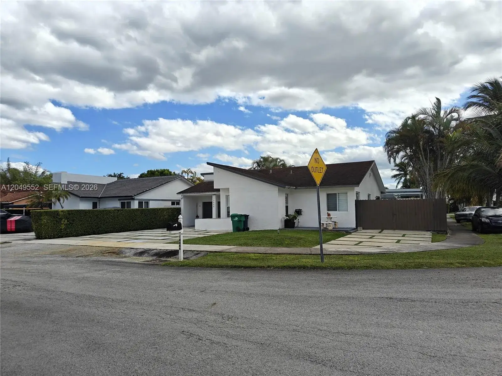 3 bedroom 2 bath Residential for sale at 14444 SW 107th Ter, Miami FL 33186