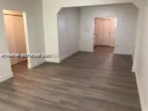 1 bath Residential Lease for rent at 30 S Shore Dr # 6, Miami Beach FL 33141