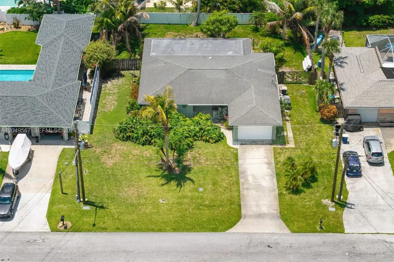 3 bedroom 2 bath Residential for sale at 1915 Jacaranda Dr, Fort Pierce FL 34949