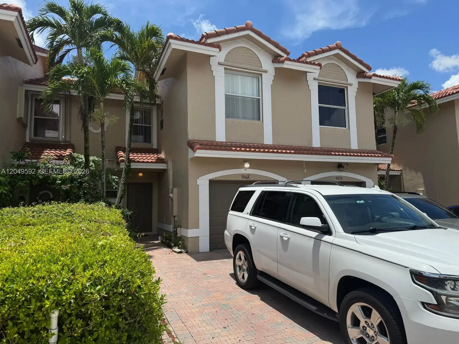 3 bedroom 2 bath Residential Lease for rent at 9064 NW 54th St # 9064, Sunrise FL 33351