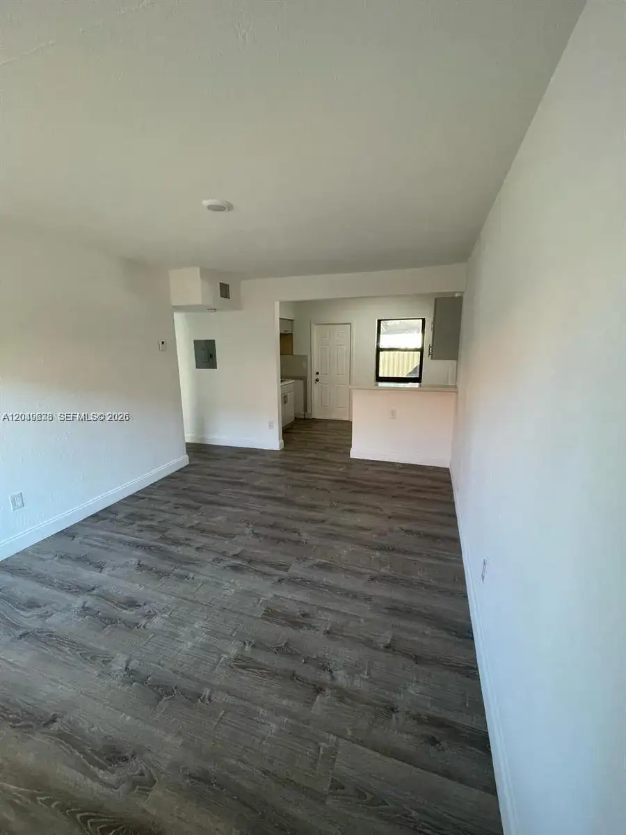 2 bedroom 1 bath Residential Lease for rent at 7360 SW 21st St # 7360, Miami FL 33155