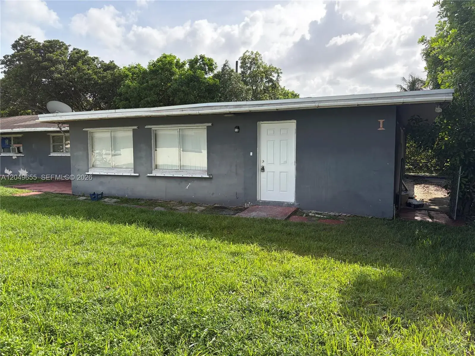 2 bedroom 1 bath Residential Lease for rent at 5853 Mckinley St # 3, Hollywood FL 33021