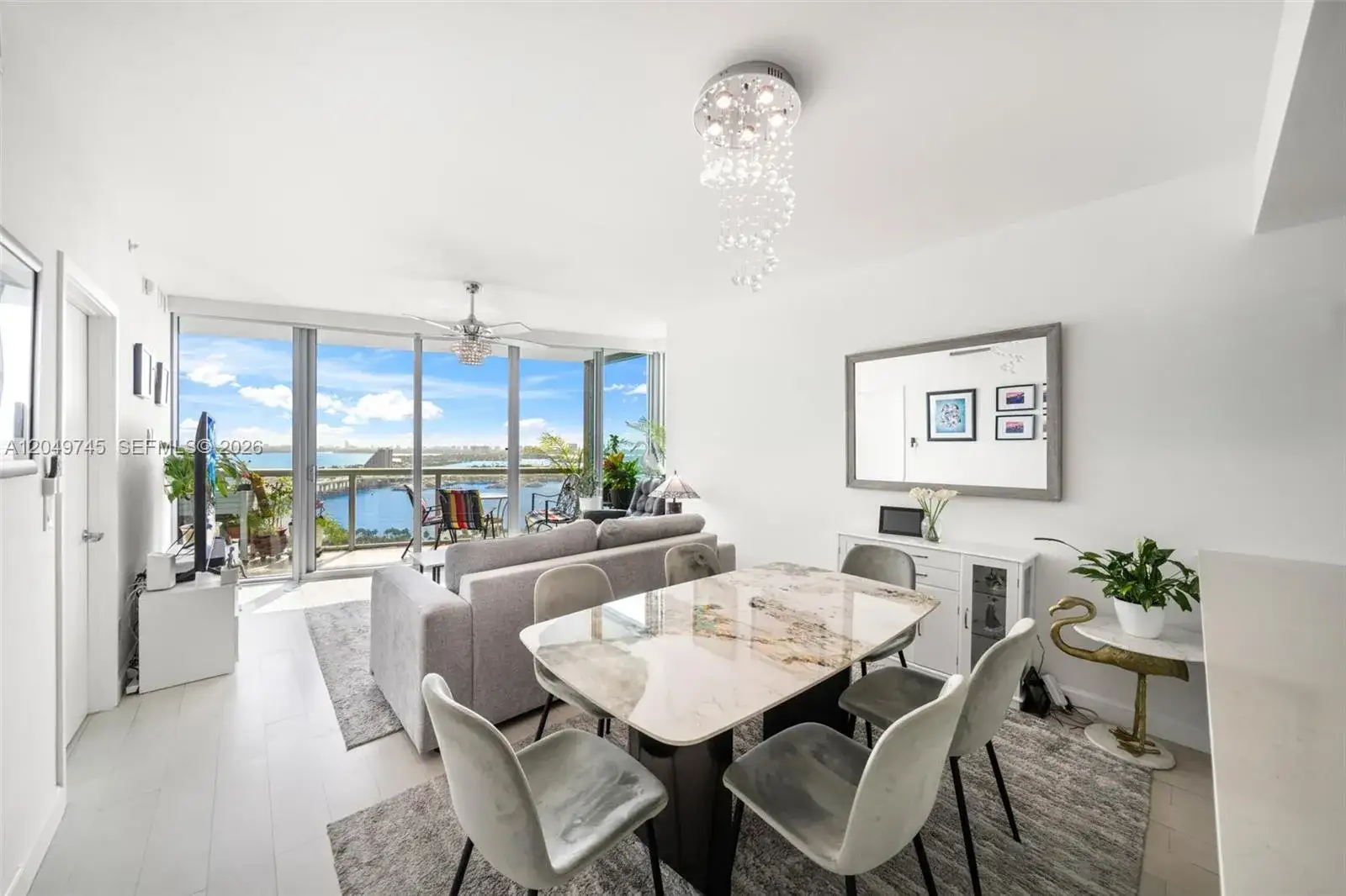 2 bedroom 2 bath Residential Lease for rent at 888 Biscayne Blvd # 2909, Miami FL 33132