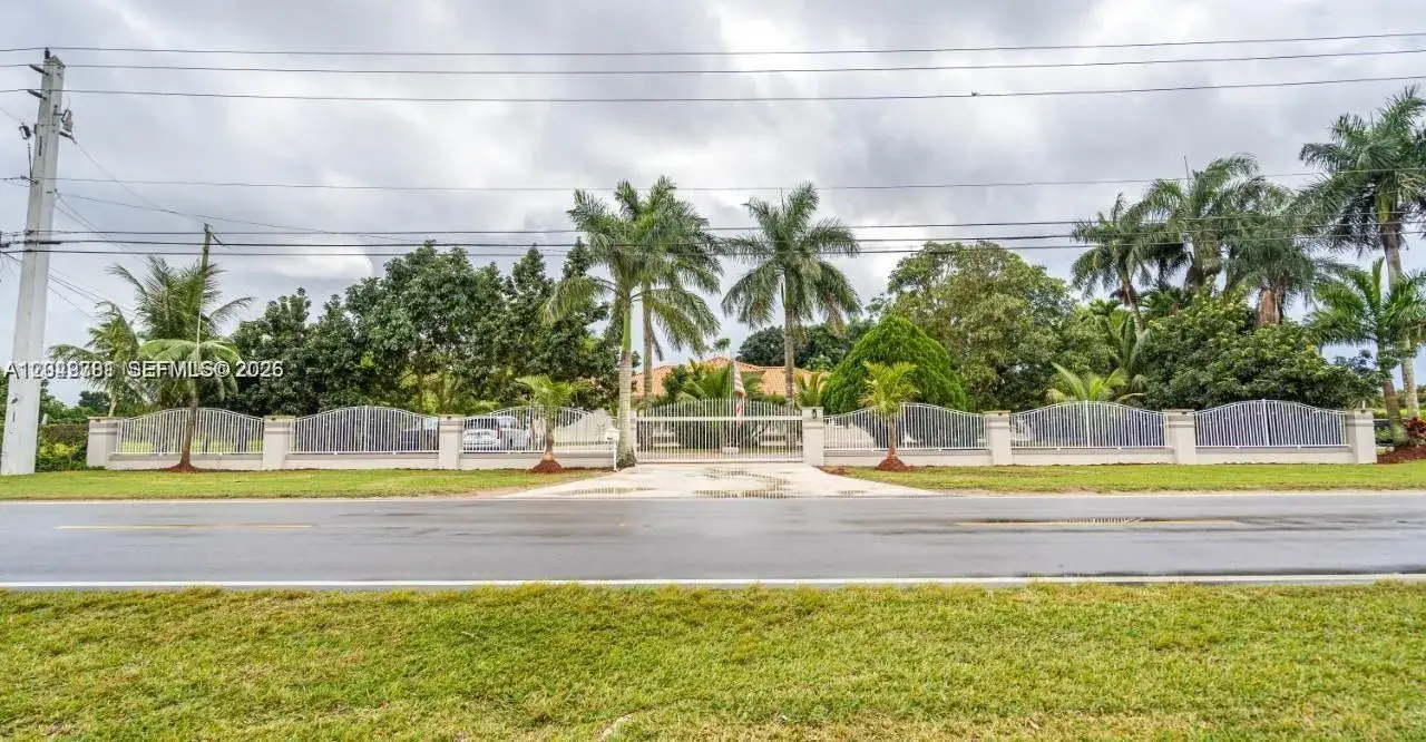 4 bedroom 3 bath Residential for sale at 18390 SW 200th St, Miami FL 33187