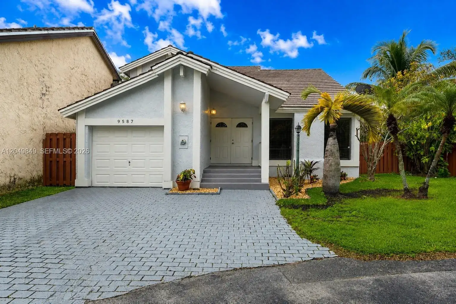 3 bedroom 2 bath Residential Lease for rent at 9587 SW 148th Ave Cir S, Miami FL 33196