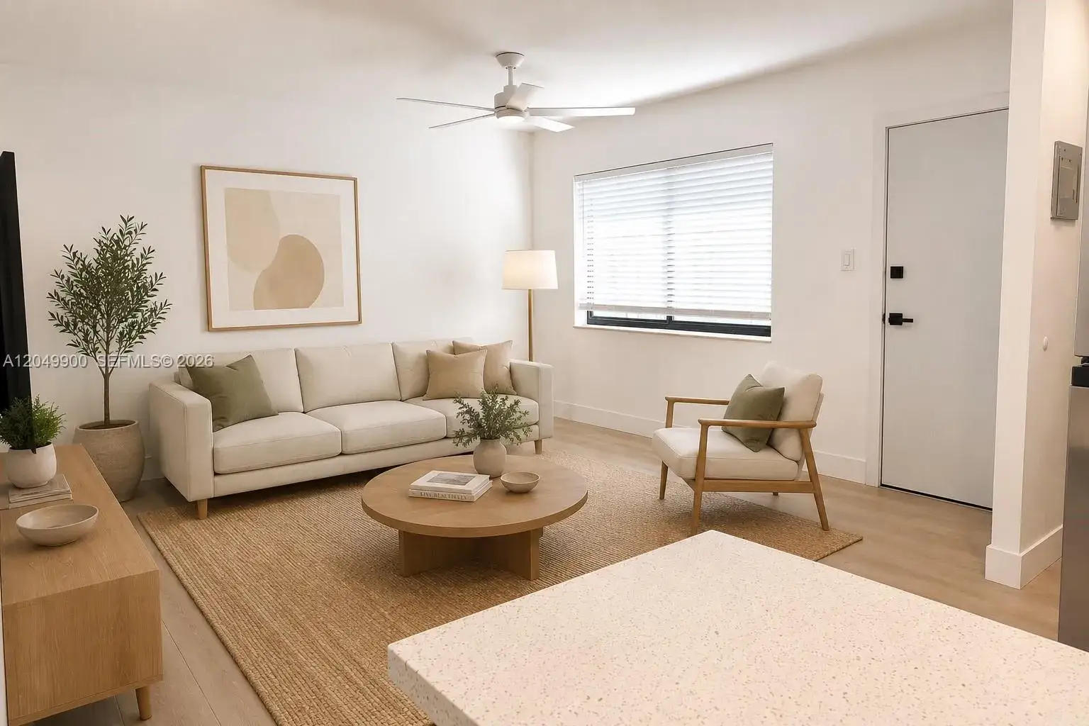 1 bedroom 1 bath Residential Lease for rent at 5991 SW 76th St # B6, South Miami FL 33143