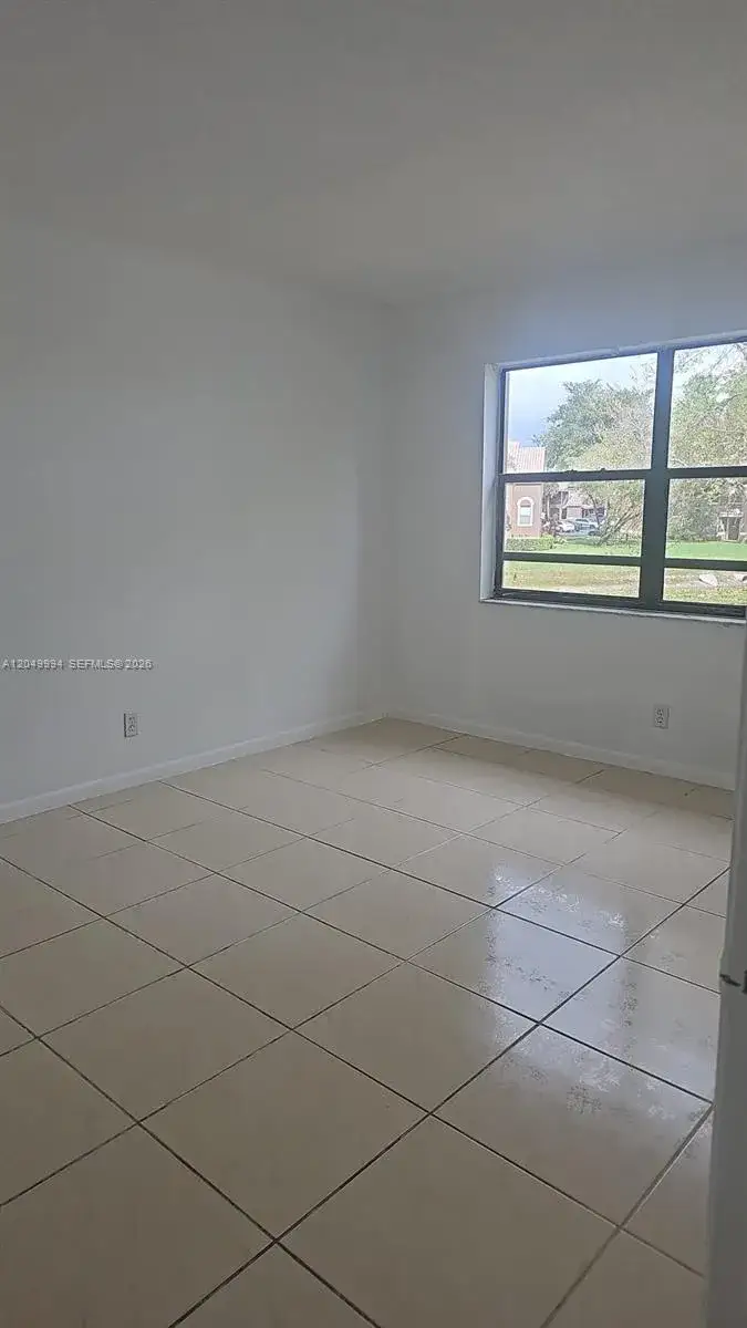2 bedroom 2 bath Residential for sale at 9022 NW 28th Dr # 202, Coral Springs FL 33065