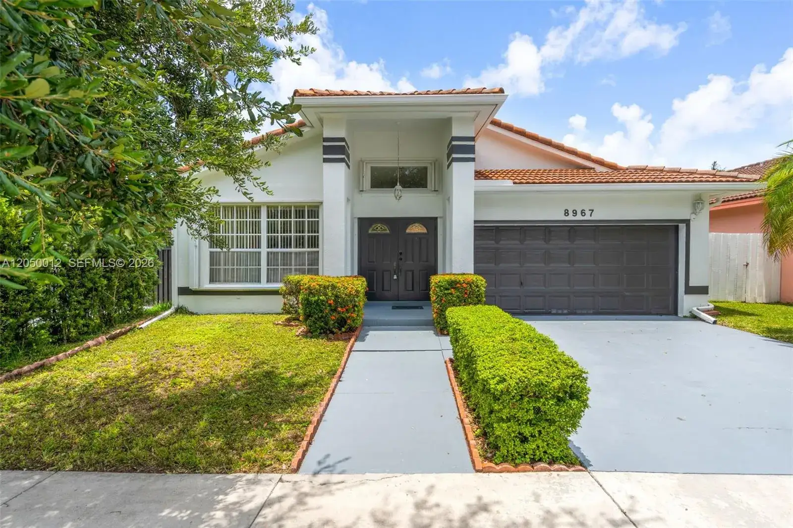 3 bedroom 2 bath Residential for sale at 8967 NW 146th Ter, Miami Lakes FL 33018