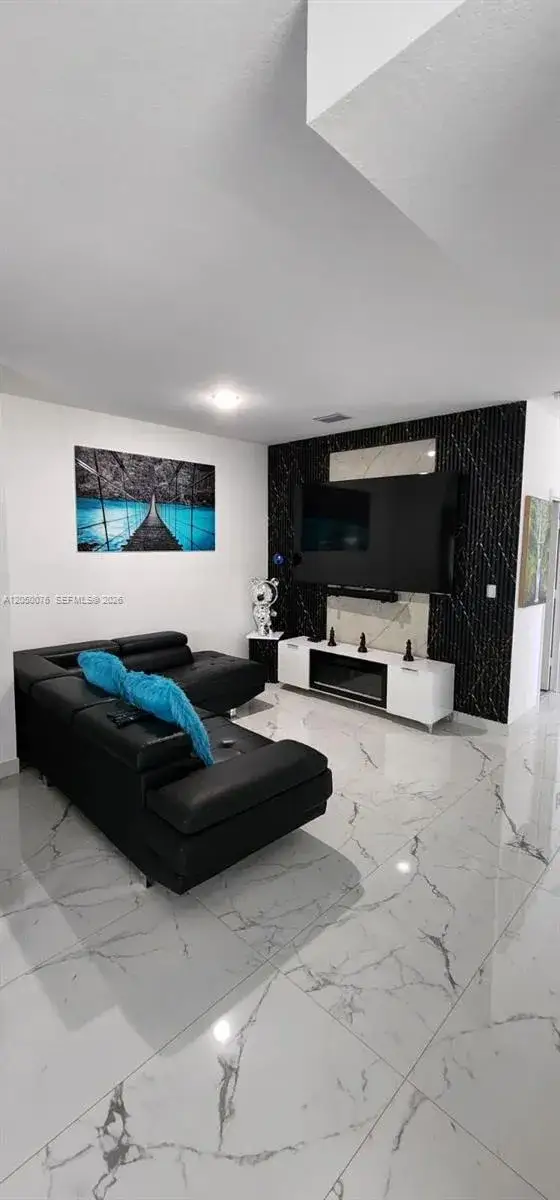 3 bedroom 3 bath Residential Lease for rent at 1664 SE 27th Ter, Homestead FL 33035