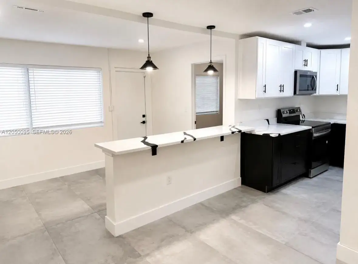 3 bedroom 2 bath Residential Lease for rent at 1039 NE 17th Ave, Fort Lauderdale FL 33304