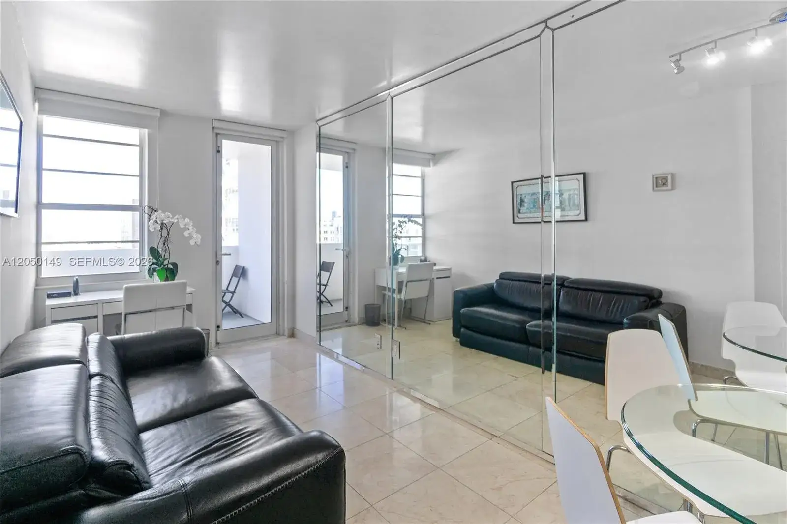 1 bath Residential Lease for rent at 100 Lincoln Rd # 1020, Miami Beach FL 33139