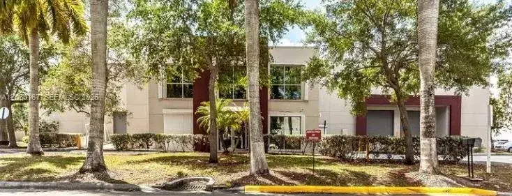 Commercial Sale for sale at 3071 NW 107th Ave, Doral FL 33172
