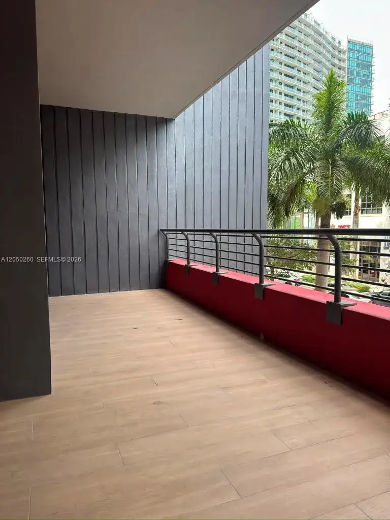 1 bedroom 2 bath Residential Lease for rent at 90 NE 32 ST # 206, Miami FL 33137